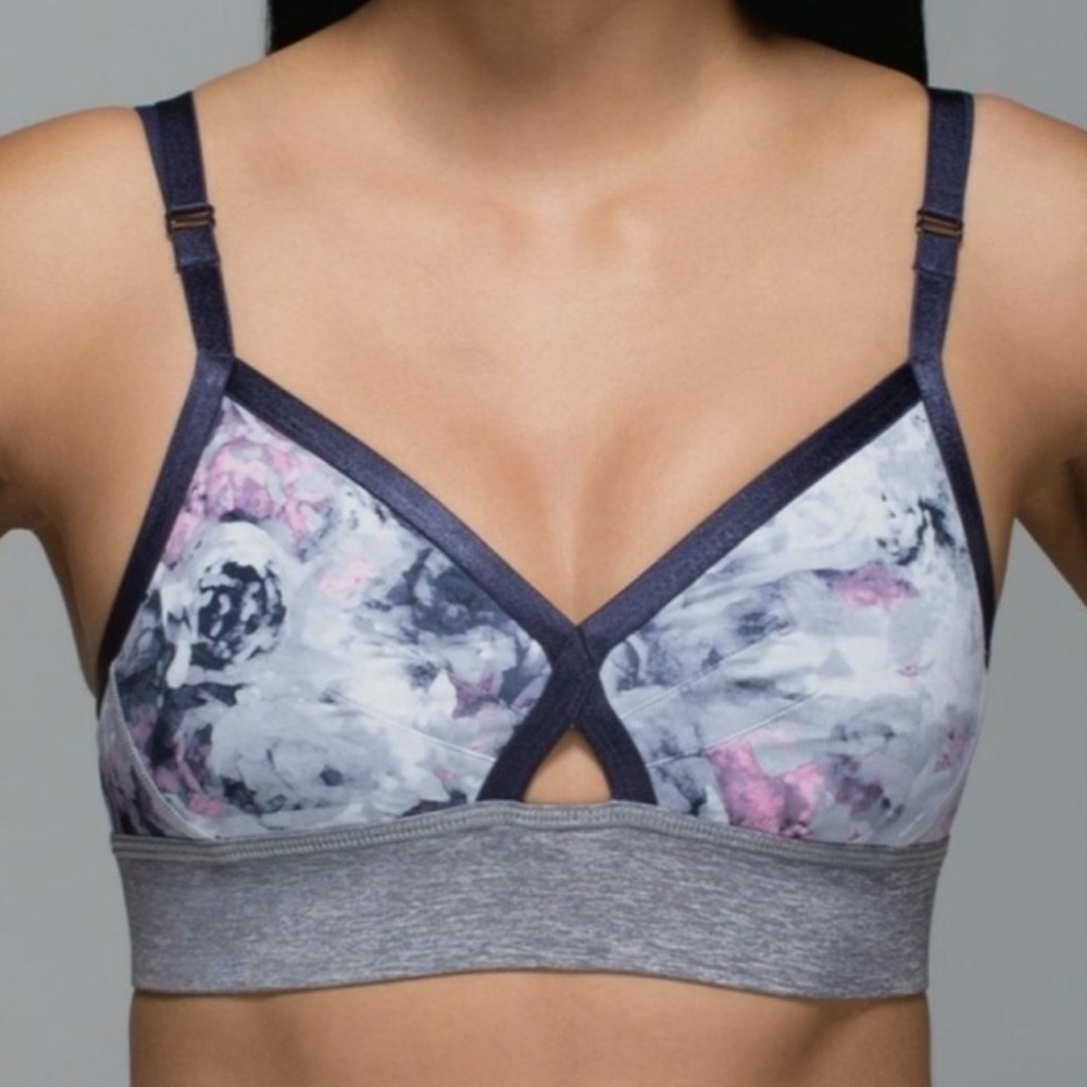 Lululemon if youre lucky floral peekaboo Sports Bra Moody Mirage Blush Navy 6